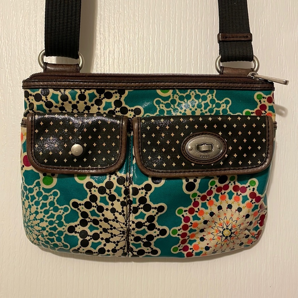 Fossil Coated Mulitcolor Key-Per Purse with Shoulder Strap